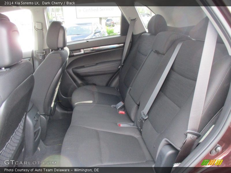 Dark Cherry / Black 2014 Kia Sorento LX