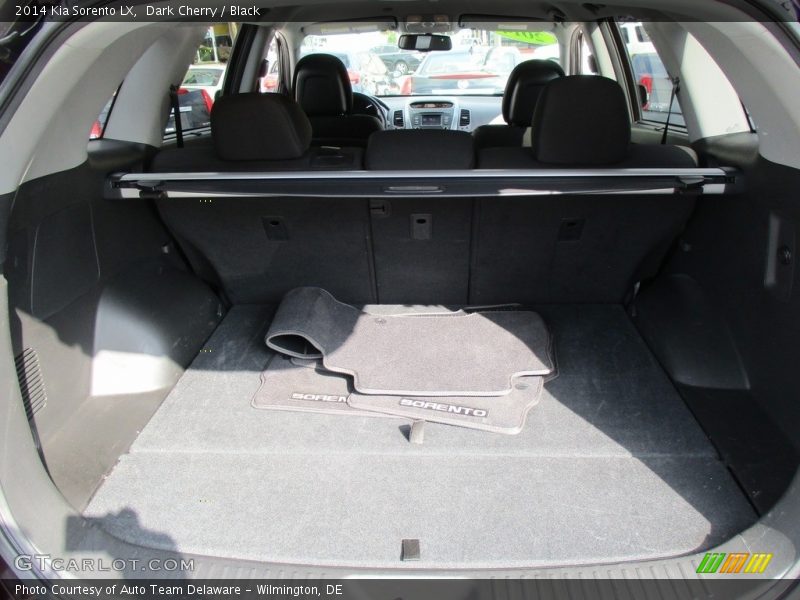 Dark Cherry / Black 2014 Kia Sorento LX