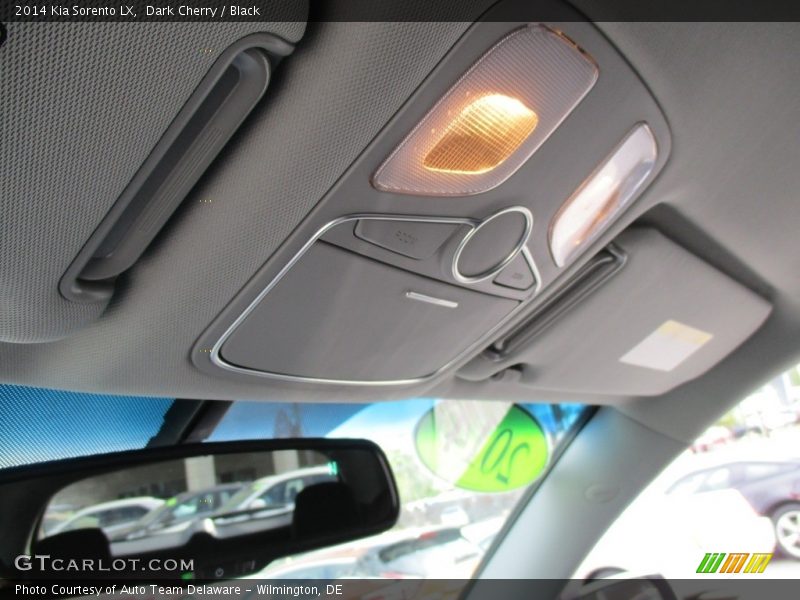 Dark Cherry / Black 2014 Kia Sorento LX