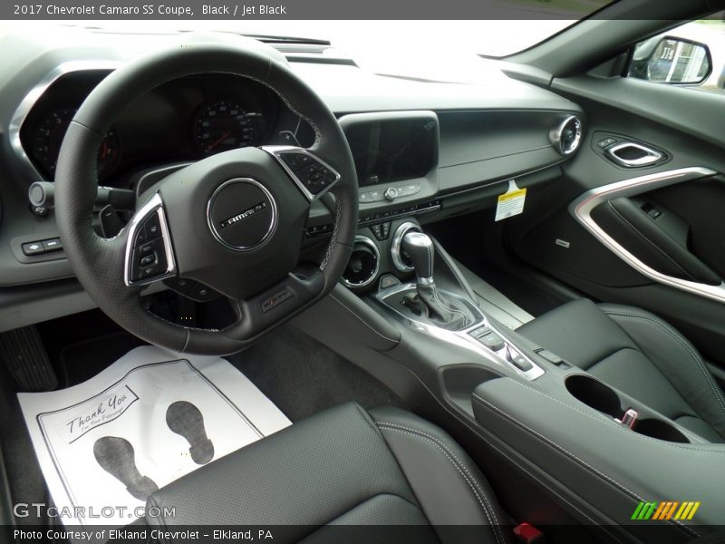 Front Seat of 2017 Camaro SS Coupe