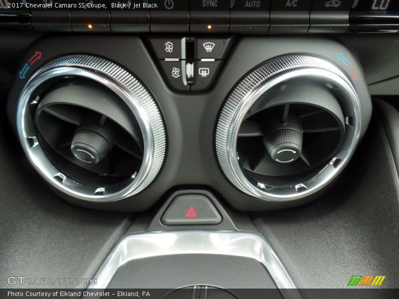 Controls of 2017 Camaro SS Coupe