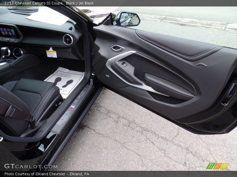 Black / Jet Black 2017 Chevrolet Camaro SS Coupe