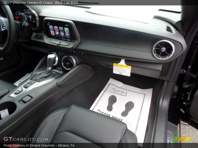 Dashboard of 2017 Camaro SS Coupe