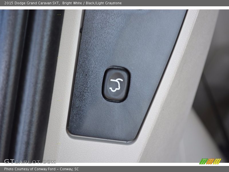 Bright White / Black/Light Graystone 2015 Dodge Grand Caravan SXT