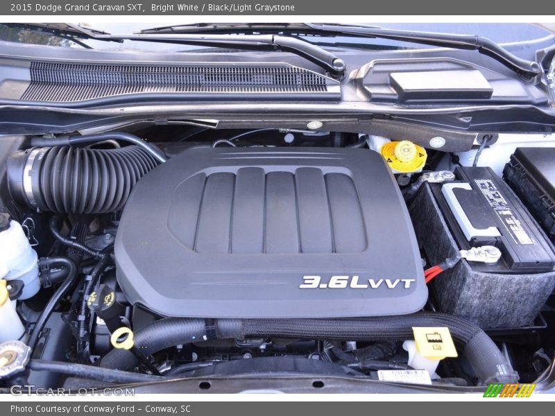 Bright White / Black/Light Graystone 2015 Dodge Grand Caravan SXT