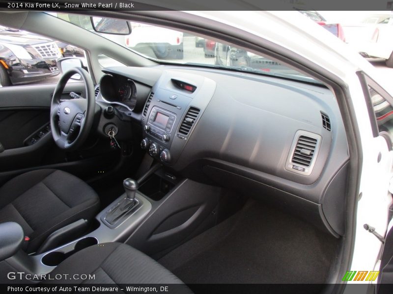 Snow White Pearl / Black 2014 Kia Forte LX