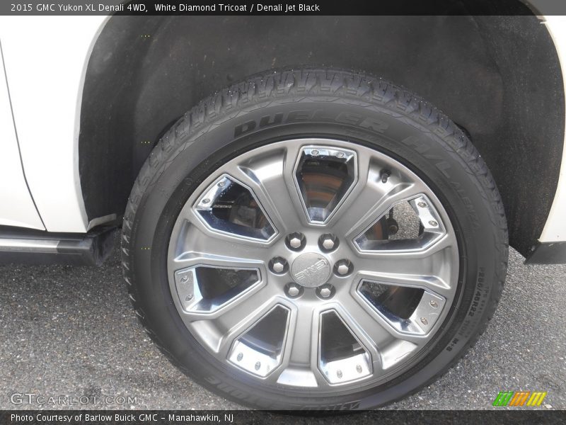 White Diamond Tricoat / Denali Jet Black 2015 GMC Yukon XL Denali 4WD