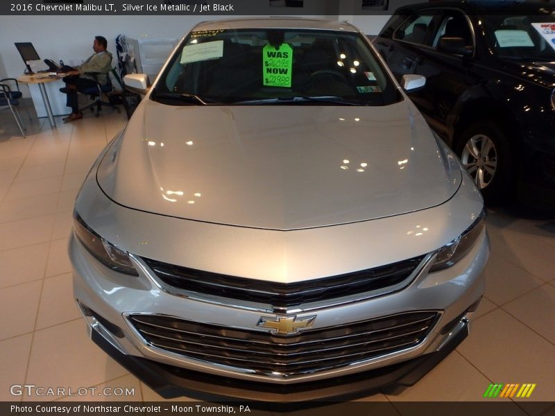 Silver Ice Metallic / Jet Black 2016 Chevrolet Malibu LT