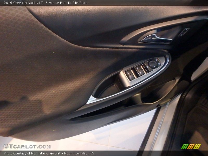 Silver Ice Metallic / Jet Black 2016 Chevrolet Malibu LT