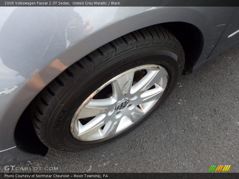 United Grey Metallic / Black 2006 Volkswagen Passat 2.0T Sedan