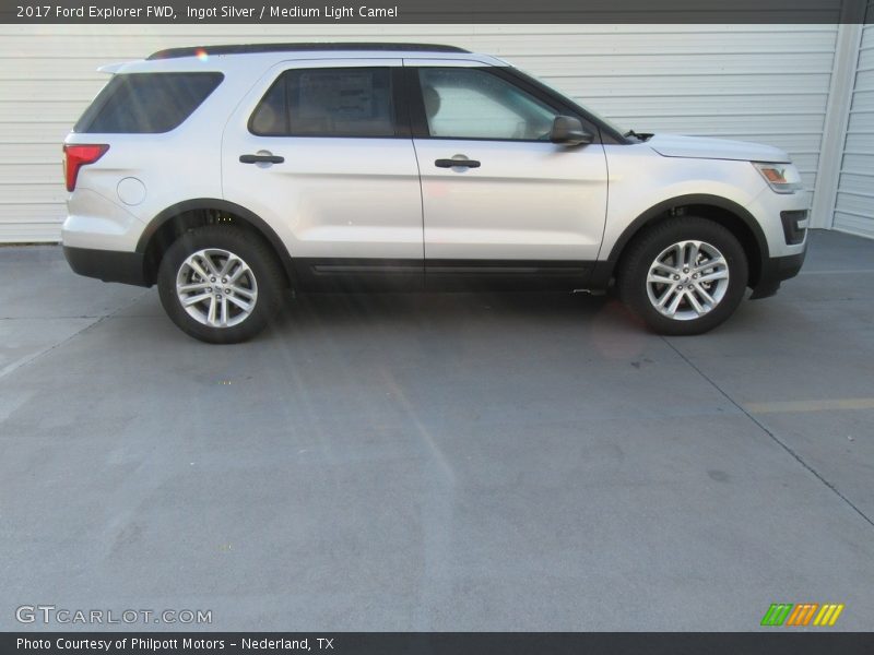 Ingot Silver / Medium Light Camel 2017 Ford Explorer FWD
