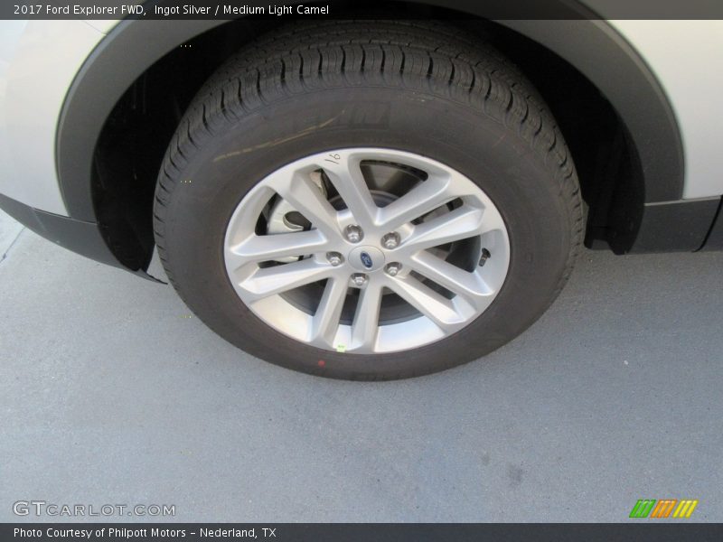Ingot Silver / Medium Light Camel 2017 Ford Explorer FWD