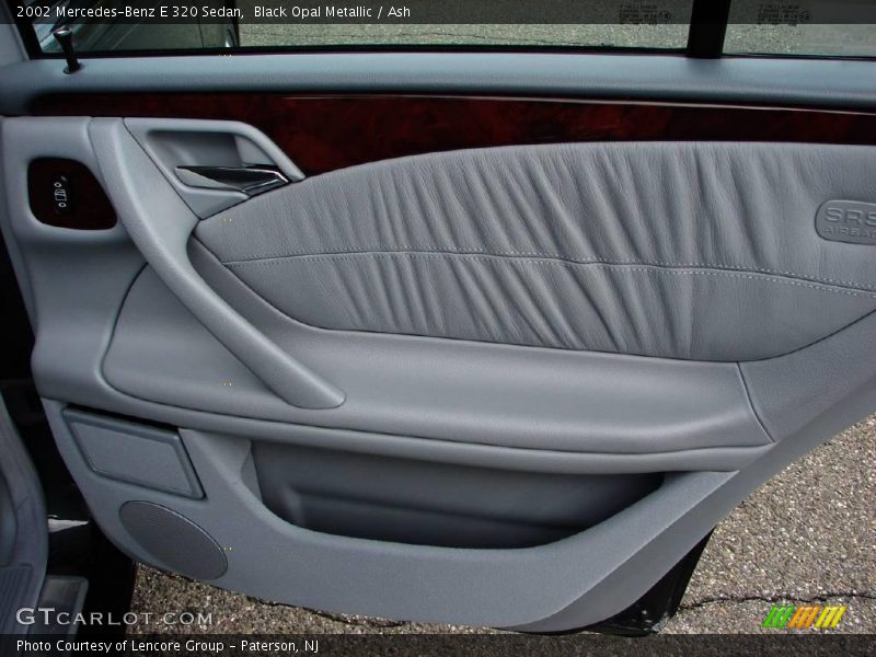 Black Opal Metallic / Ash 2002 Mercedes-Benz E 320 Sedan