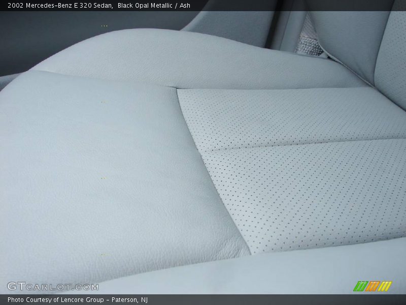 Black Opal Metallic / Ash 2002 Mercedes-Benz E 320 Sedan