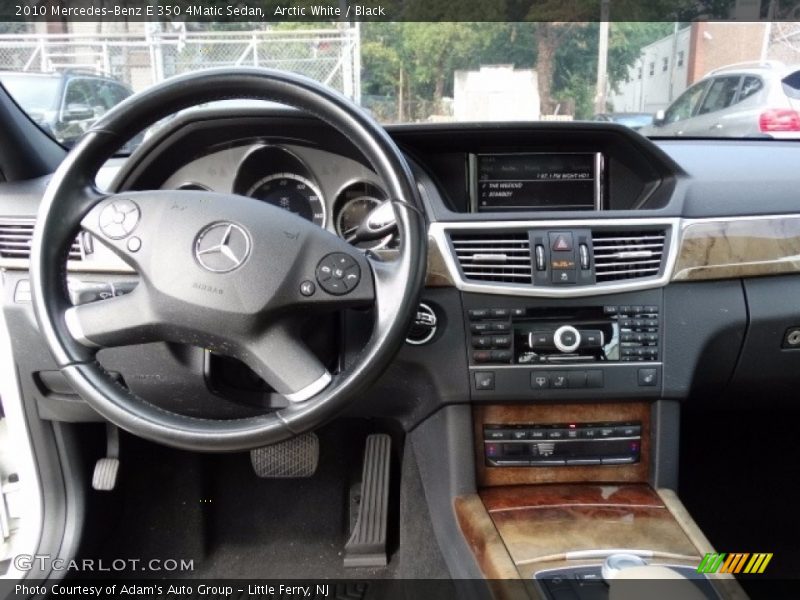 Arctic White / Black 2010 Mercedes-Benz E 350 4Matic Sedan