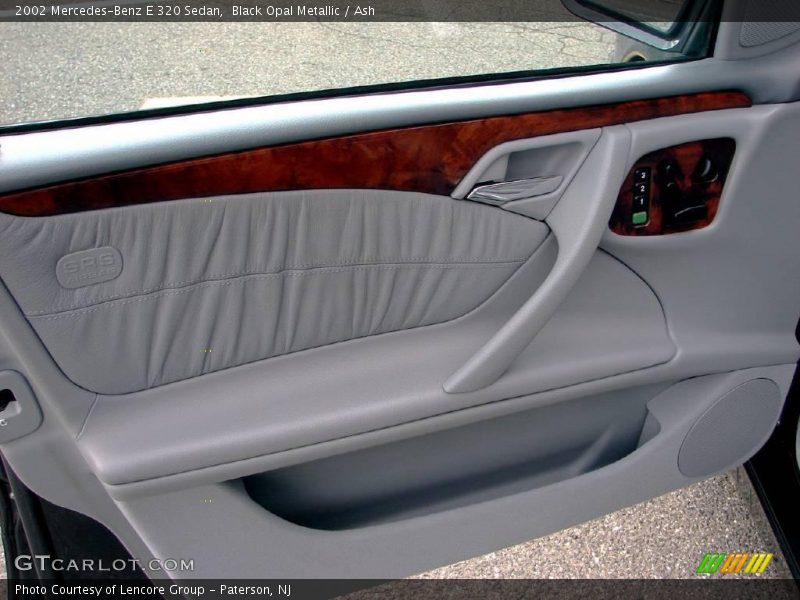 Black Opal Metallic / Ash 2002 Mercedes-Benz E 320 Sedan