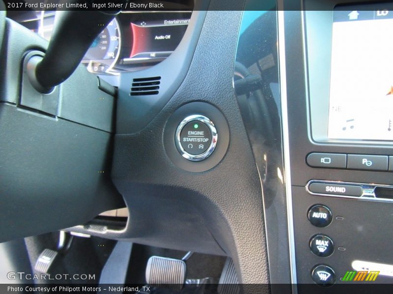 Ingot Silver / Ebony Black 2017 Ford Explorer Limited