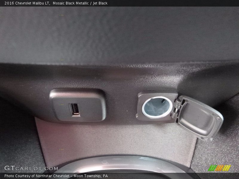 Mosaic Black Metallic / Jet Black 2016 Chevrolet Malibu LT