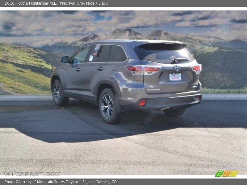 Predawn Gray Mica / Black 2016 Toyota Highlander XLE