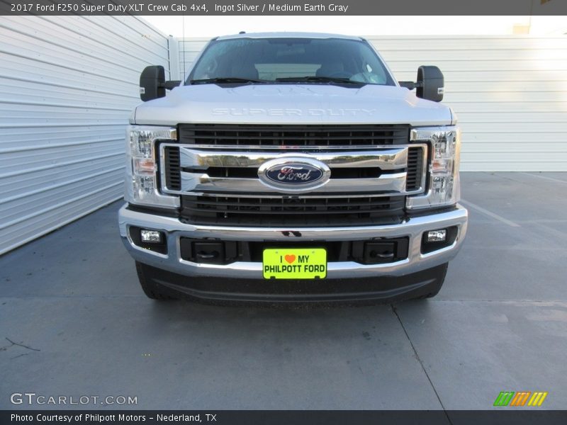 Ingot Silver / Medium Earth Gray 2017 Ford F250 Super Duty XLT Crew Cab 4x4