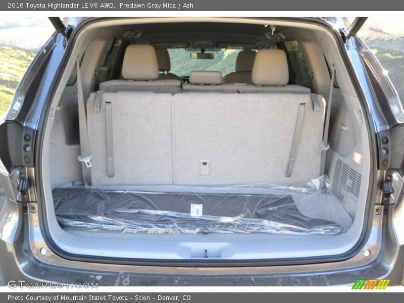 Predawn Gray Mica / Ash 2016 Toyota Highlander LE V6 AWD