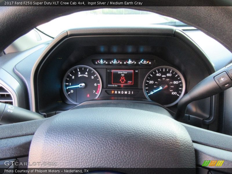 Ingot Silver / Medium Earth Gray 2017 Ford F250 Super Duty XLT Crew Cab 4x4