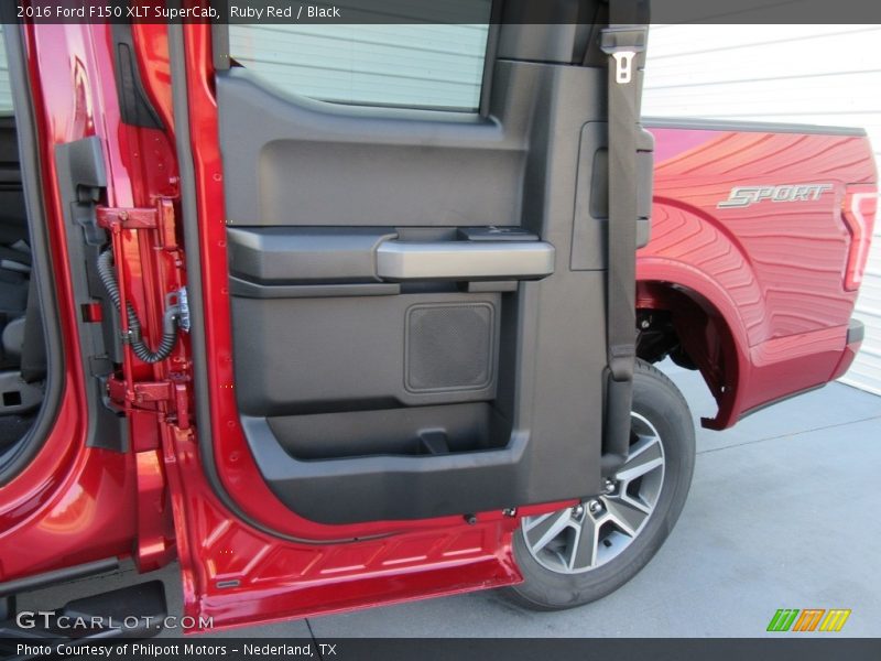 Ruby Red / Black 2016 Ford F150 XLT SuperCab