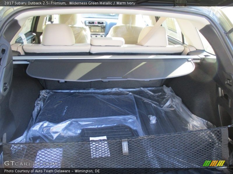Wilderness Green Metallic / Warm Ivory 2017 Subaru Outback 2.5i Premium