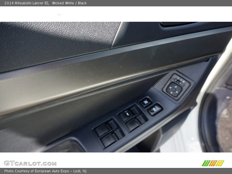 Wicked White / Black 2014 Mitsubishi Lancer ES
