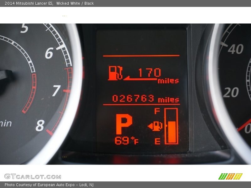 Wicked White / Black 2014 Mitsubishi Lancer ES