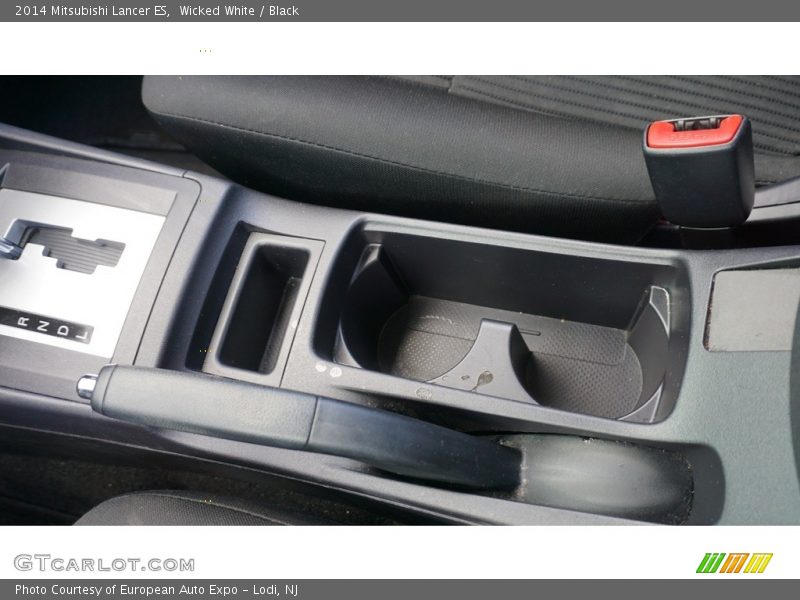 Wicked White / Black 2014 Mitsubishi Lancer ES