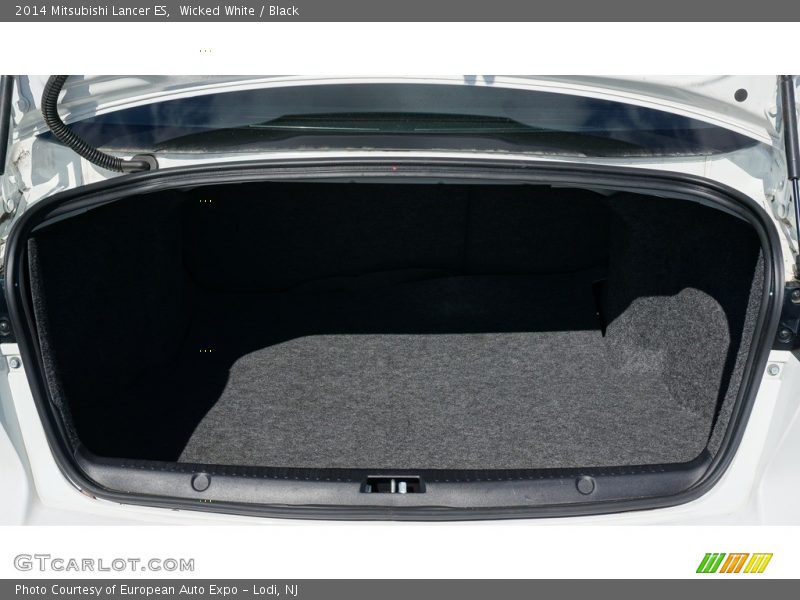 Wicked White / Black 2014 Mitsubishi Lancer ES