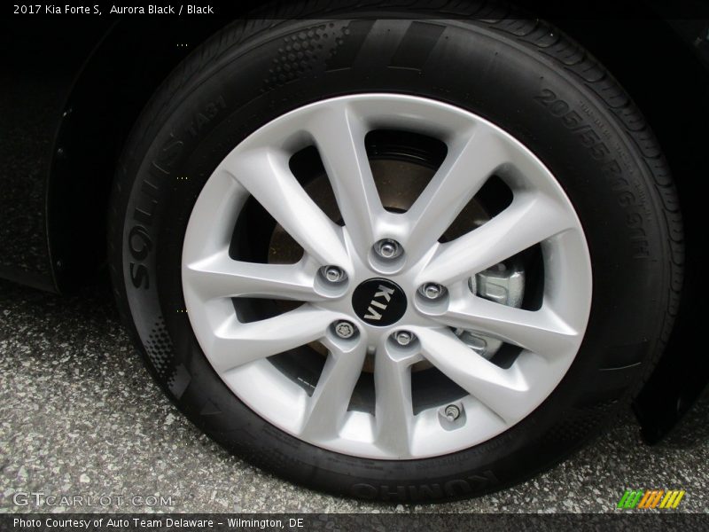Aurora Black / Black 2017 Kia Forte S