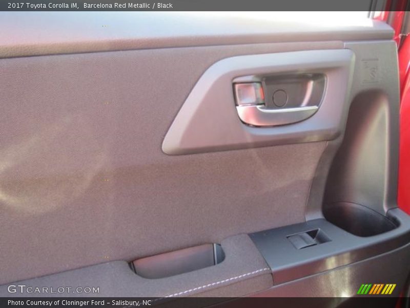 Barcelona Red Metallic / Black 2017 Toyota Corolla iM