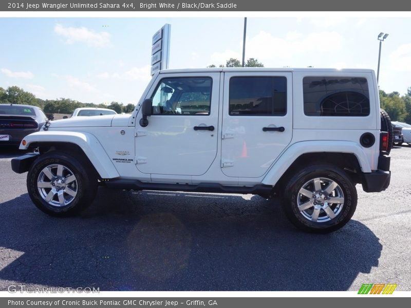 Bright White / Black/Dark Saddle 2014 Jeep Wrangler Unlimited Sahara 4x4