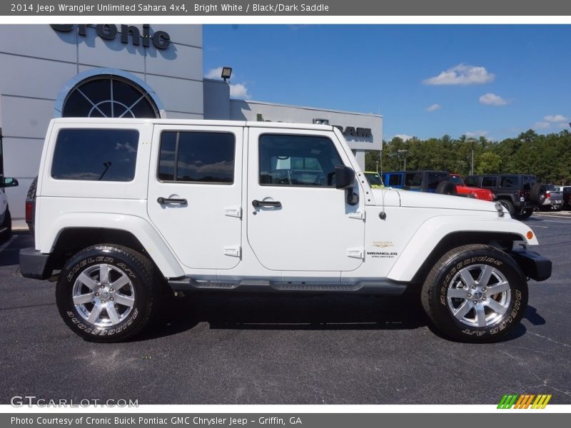 Bright White / Black/Dark Saddle 2014 Jeep Wrangler Unlimited Sahara 4x4