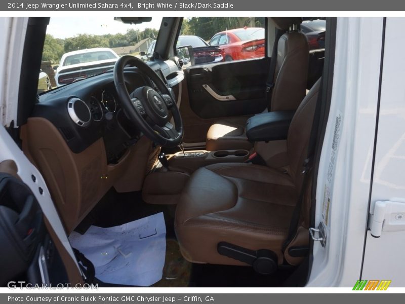 Bright White / Black/Dark Saddle 2014 Jeep Wrangler Unlimited Sahara 4x4