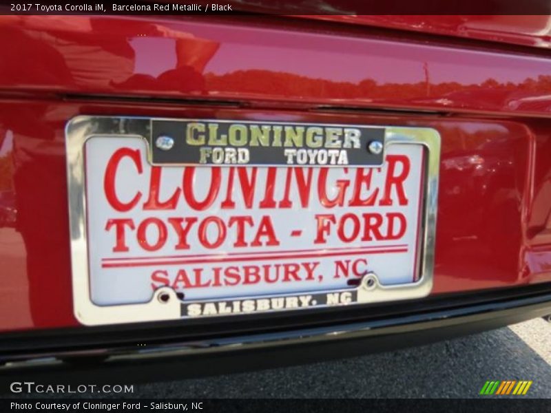 Barcelona Red Metallic / Black 2017 Toyota Corolla iM