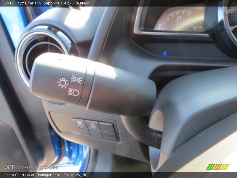 Sapphire / Mid-Blue Black 2017 Toyota Yaris iA
