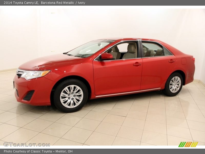 Barcelona Red Metallic / Ivory 2014 Toyota Camry LE