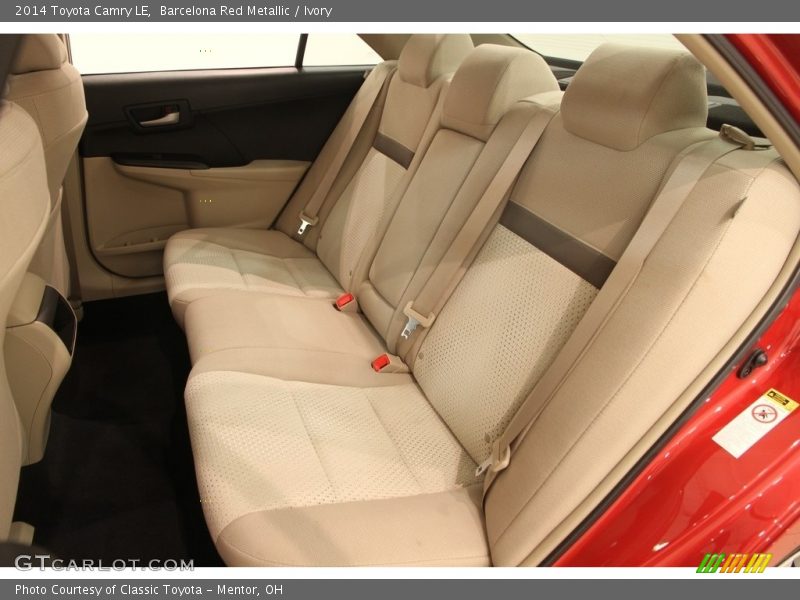 Barcelona Red Metallic / Ivory 2014 Toyota Camry LE