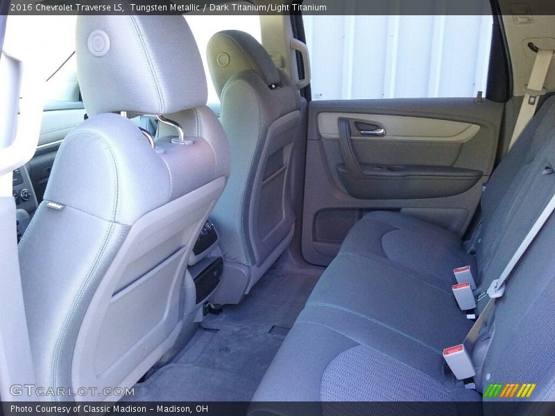 Tungsten Metallic / Dark Titanium/Light Titanium 2016 Chevrolet Traverse LS