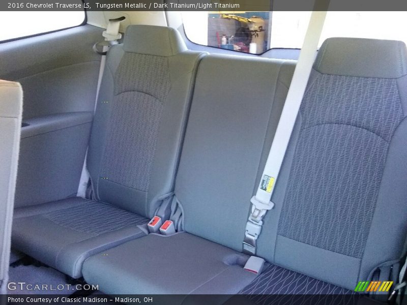 Tungsten Metallic / Dark Titanium/Light Titanium 2016 Chevrolet Traverse LS
