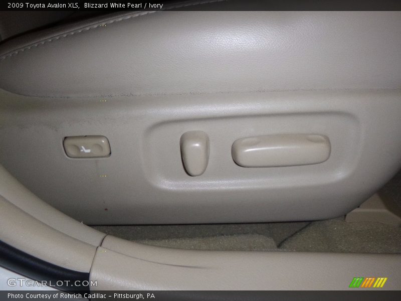 Blizzard White Pearl / Ivory 2009 Toyota Avalon XLS