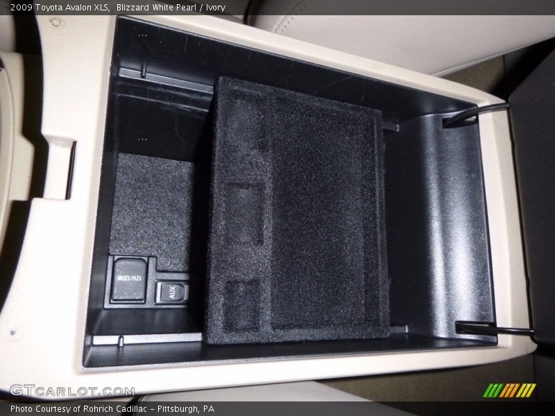 Blizzard White Pearl / Ivory 2009 Toyota Avalon XLS