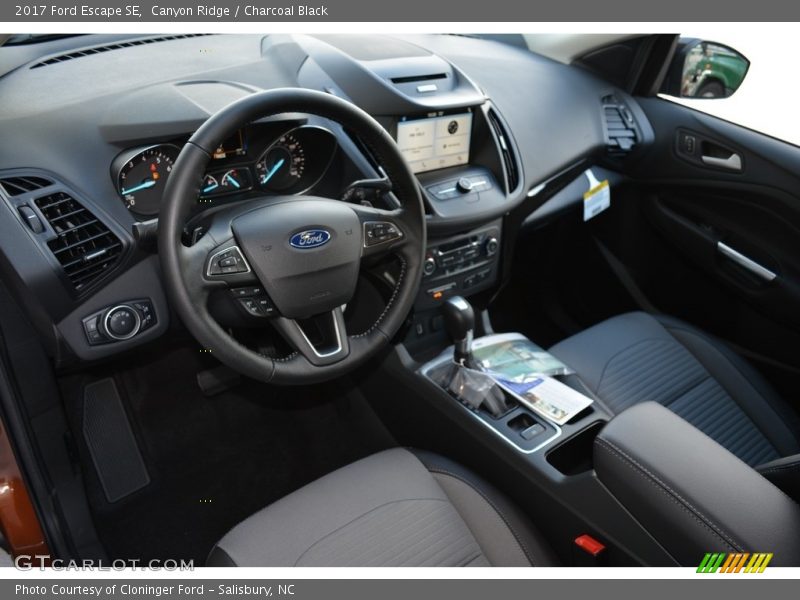 Canyon Ridge / Charcoal Black 2017 Ford Escape SE