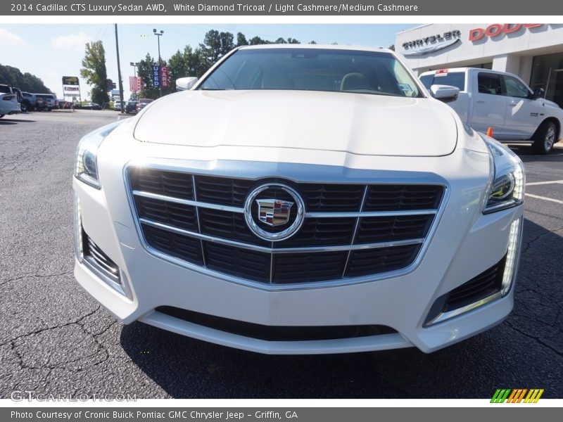 White Diamond Tricoat / Light Cashmere/Medium Cashmere 2014 Cadillac CTS Luxury Sedan AWD