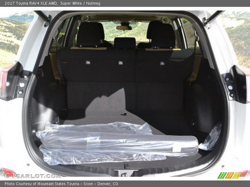 Super White / Nutmeg 2017 Toyota RAV4 XLE AWD