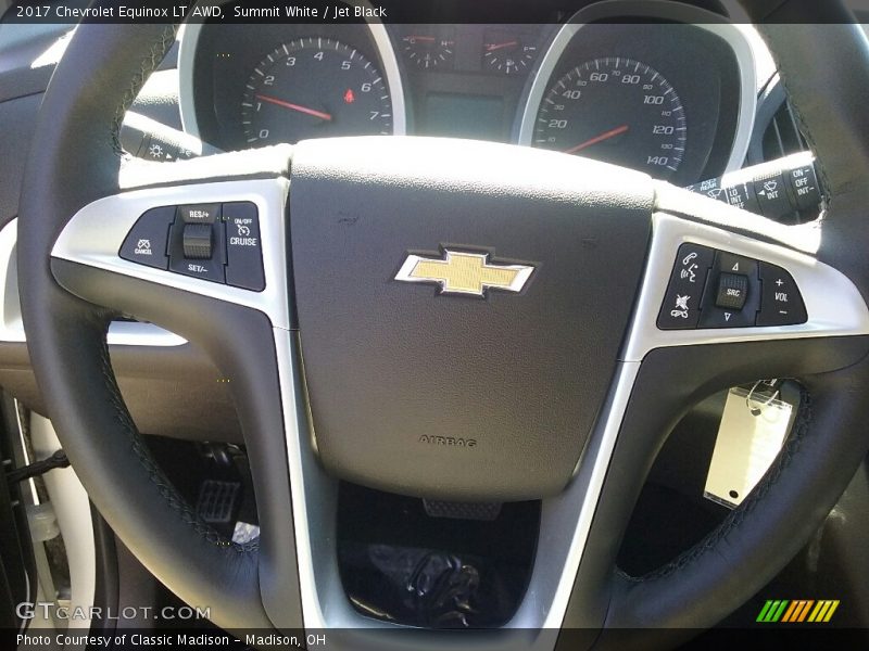Summit White / Jet Black 2017 Chevrolet Equinox LT AWD