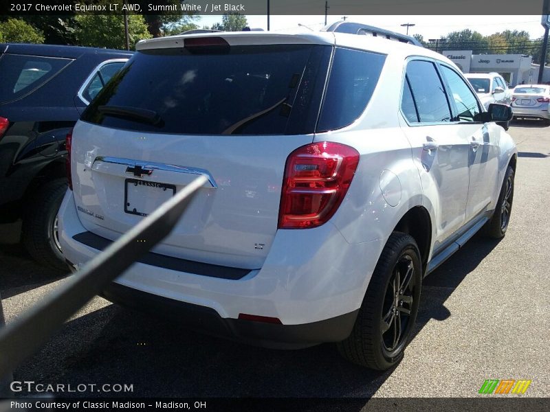 Summit White / Jet Black 2017 Chevrolet Equinox LT AWD